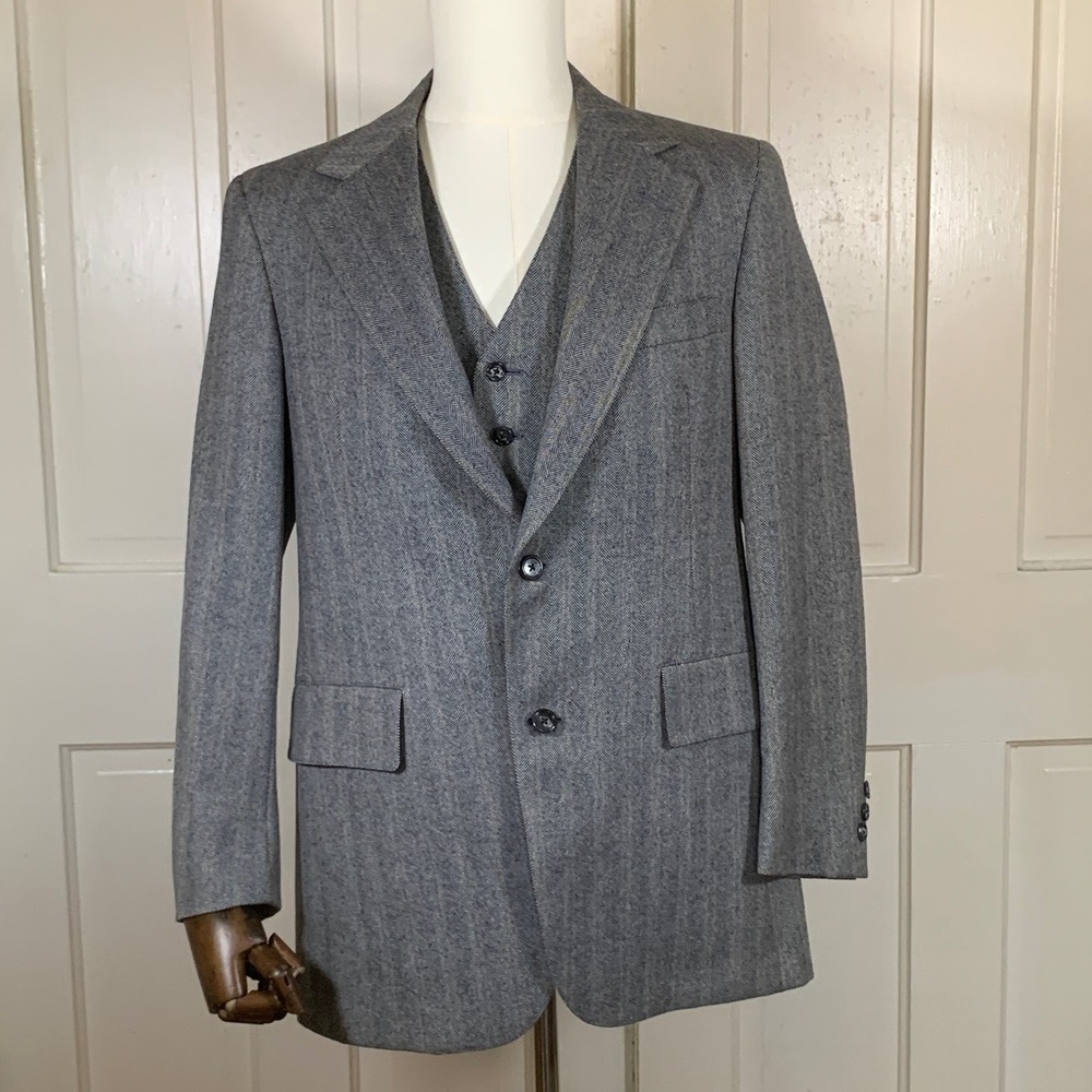 VTG 1980 Hart Schaffner Marx Mens 40R Gray Wool Herringbone Jacket Vest 2PC